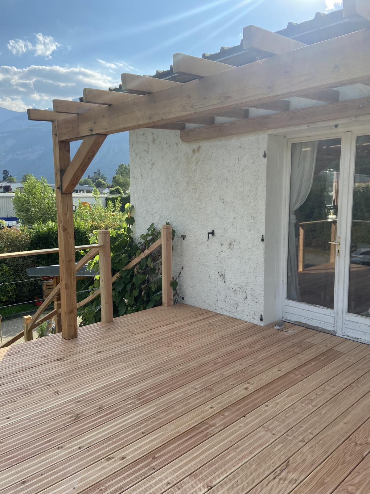 terrasse-douglas-auvent-meleze-stucture-bois-lyon