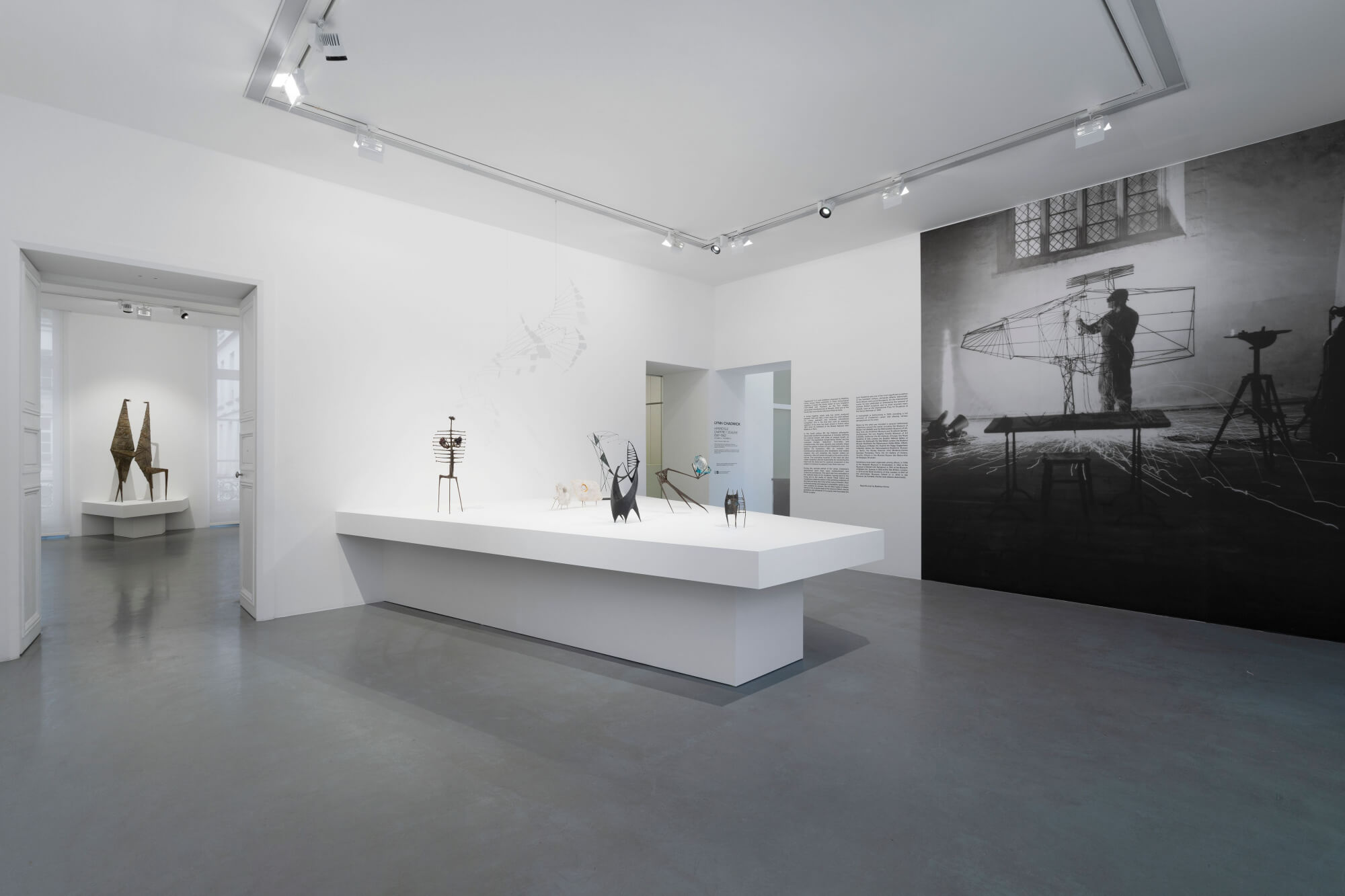 e009923_596532_hd-min