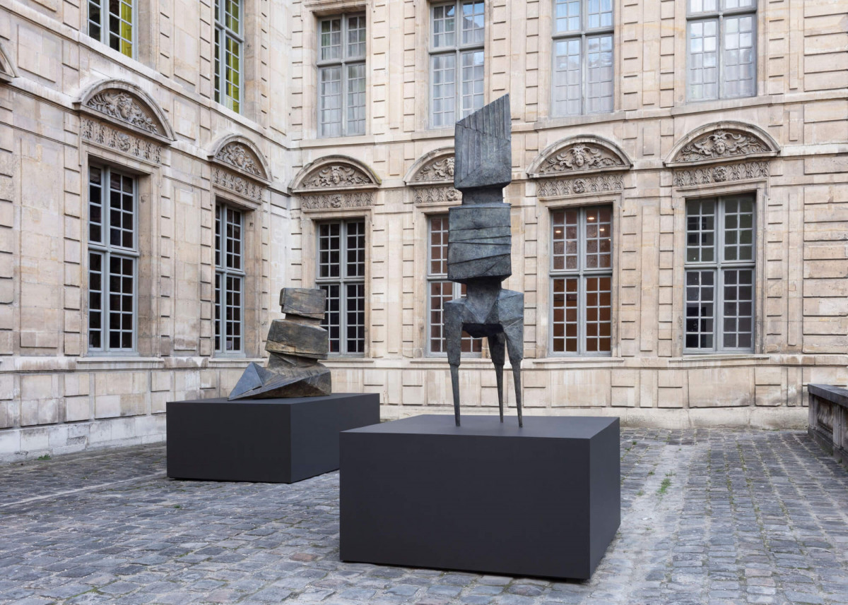 e012457_595612_hd-min