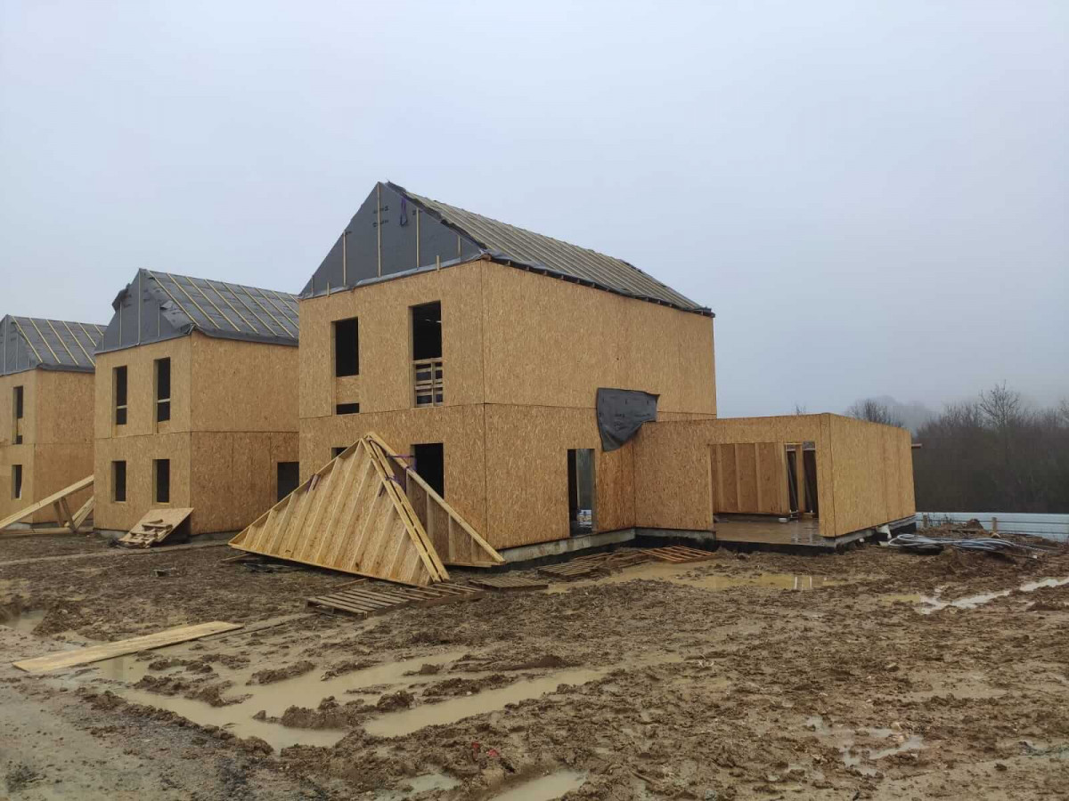 eb9b424b-cfaf-4f08-8bfd-0b5b17e73ff7