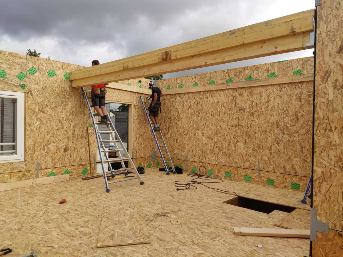 c5b051f1-061d-47f2-af6f-cc3276d30f38